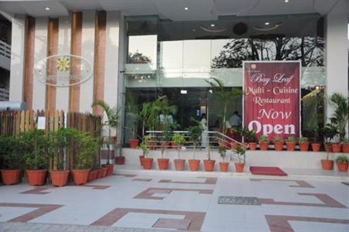 фото отеля Hotel Amrit Residency