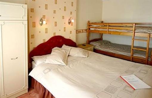 фото отеля Dovedale Guest House Skegness