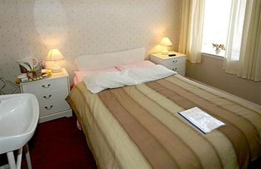 фото отеля Dovedale Guest House Skegness