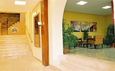 фото отеля Apartamentos Poniente Playa Ibiza