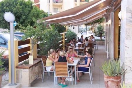 фото отеля Apartamentos Poniente Playa Ibiza