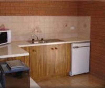 фото отеля Kingswood Motel & Apartments
