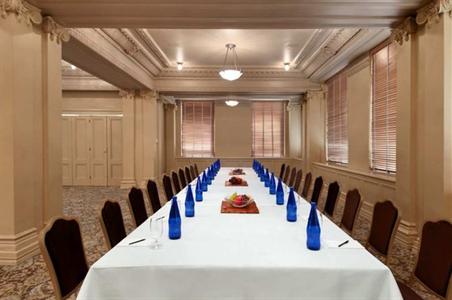 фото отеля Doubletree Arctic Club Hotel Downtown Seattle