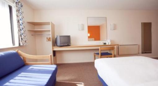 фото отеля Travelodge Canterbury Whitstable