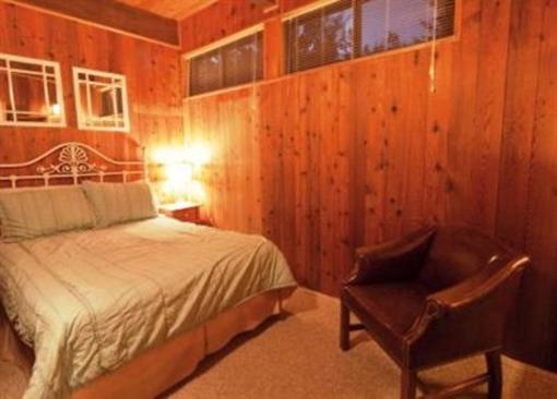 фото отеля Sunlight Mountain Inn