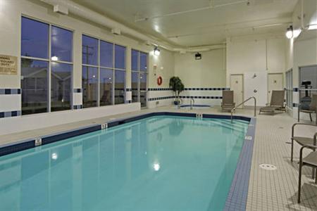 фото отеля BEST WESTERN Red Deer Inn and Suites