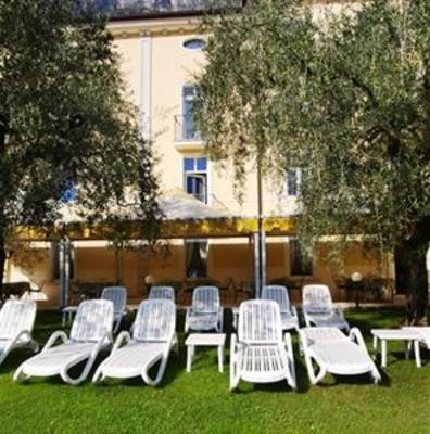 фото отеля Residence Englovacanze