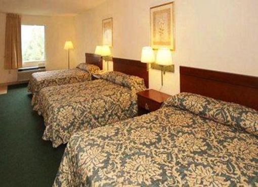 фото отеля Country Hearth Inn & Suites