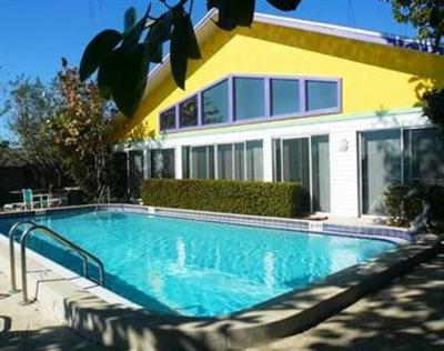 фото отеля Whispers Resort at Treasure Island