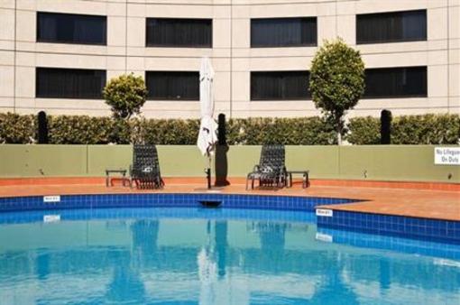 фото отеля Crowne Plaza Melbourne