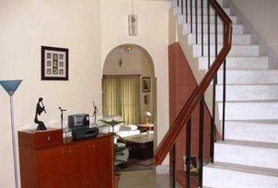 фото отеля Nimisha House Bed and Breakfast Mysore