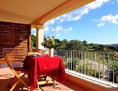 фото отеля Li Tauli Apartments Olbia