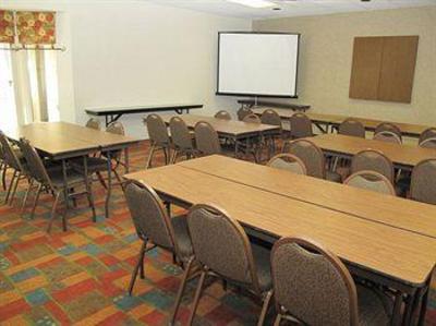 фото отеля La Quinta Inn & Suites Overland Park