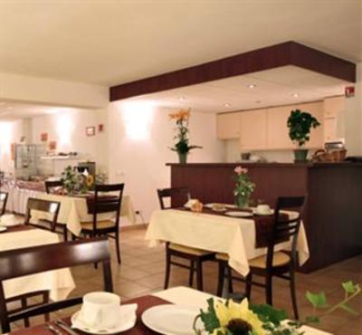 фото отеля Au Lion D'or Hotel Burnhaupt-le-Haut