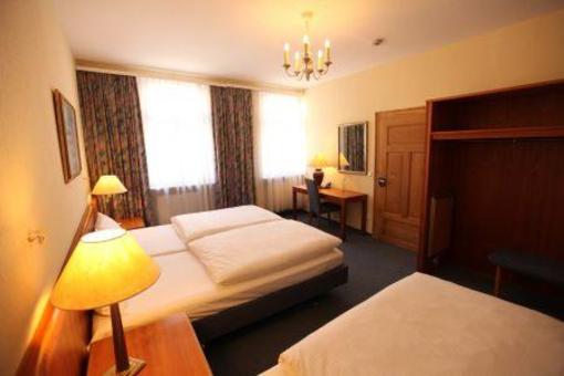 фото отеля Altstadthotel Furth
