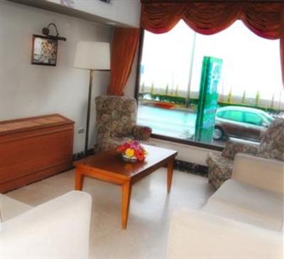 фото отеля Hotel Grand Kuscali
