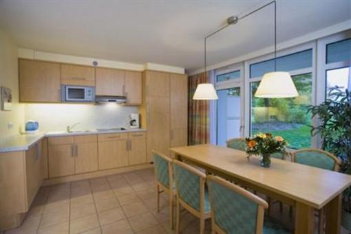 фото отеля Strandhotel Weissenhäuser Strand