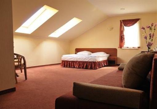 фото отеля Hotel Sevilla Rawa Mazowiecka