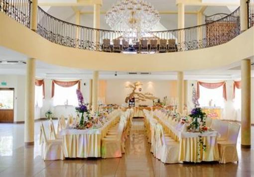 фото отеля Hotel Sevilla Rawa Mazowiecka