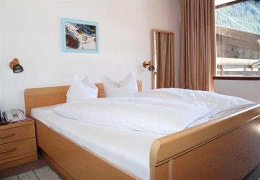 фото отеля Daneu Hotel Gaschurn