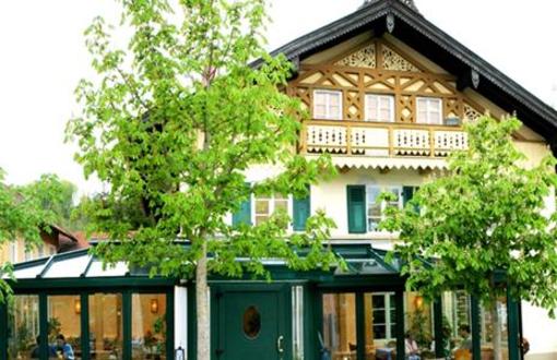 фото отеля Landhaus Cafe & Hotel