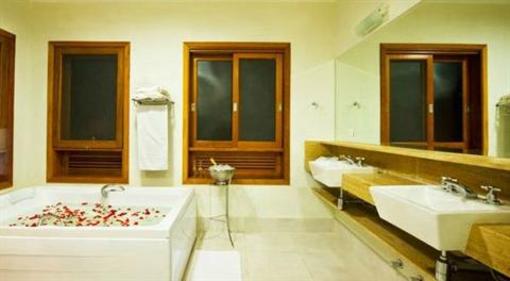 фото отеля Ilha Plaza Hotel