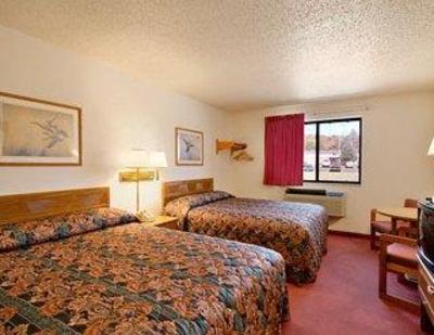 фото отеля Super 8 Motel Warrenton