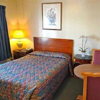 фото отеля Budget Inn Santa Cruz