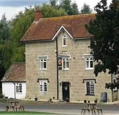 фото отеля The Benett Arms Hotel Shaftesbury