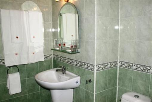 фото отеля Hotel Alafrangite