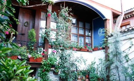 фото отеля Hotel Alafrangite