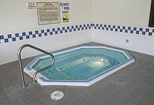 фото отеля Bay Inn & Suites