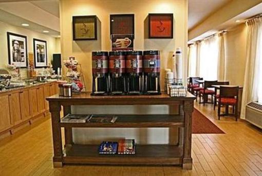 фото отеля Bay Inn & Suites