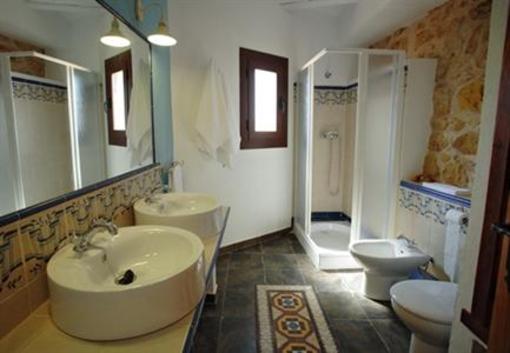 фото отеля Casas Rurales Atalaya del Segura Chiclana de Segura