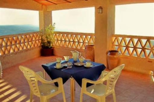фото отеля Casas Rurales Atalaya del Segura Chiclana de Segura