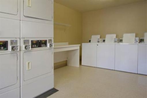 фото отеля Extended Stay America - Greensboro - Wendover Ave.