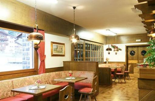 фото отеля Hotel Bernard Pozza di Fassa