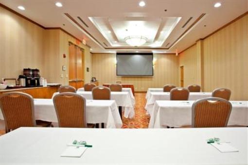 фото отеля Holiday Inn Richmond-Airport