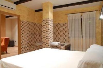 фото отеля Hotel Complejo El 402 Iznalloz