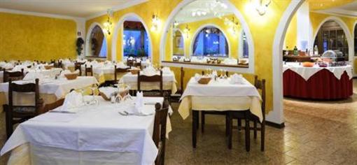 фото отеля Hotel Europa San Martino di Castrozza