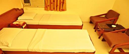 фото отеля Hotel Golden Plaza