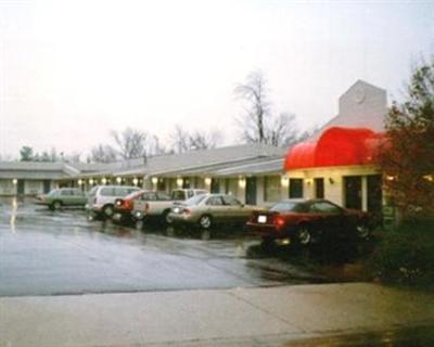 фото отеля Red Carpet Inn Greensboro