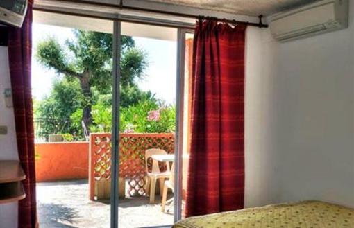 фото отеля Hotel Beau Site Le Lavandou