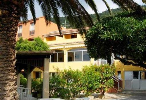 фото отеля Hotel Beau Site Le Lavandou