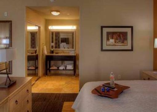 фото отеля Hampton Inn and Suites Dodge City
