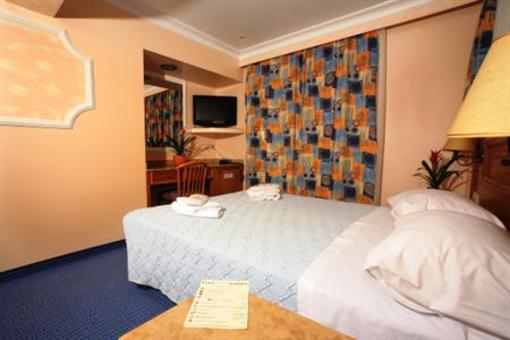 фото отеля Noufara Hotel Piraeus