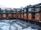 фото отеля Canmore Crossing