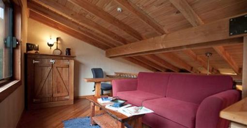 фото отеля Rough and Tumble Bush Lodge