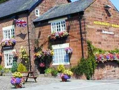 фото отеля Alvanley Arms
