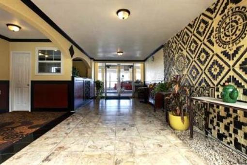 фото отеля Americas Best Value Inn Arlington Dallas